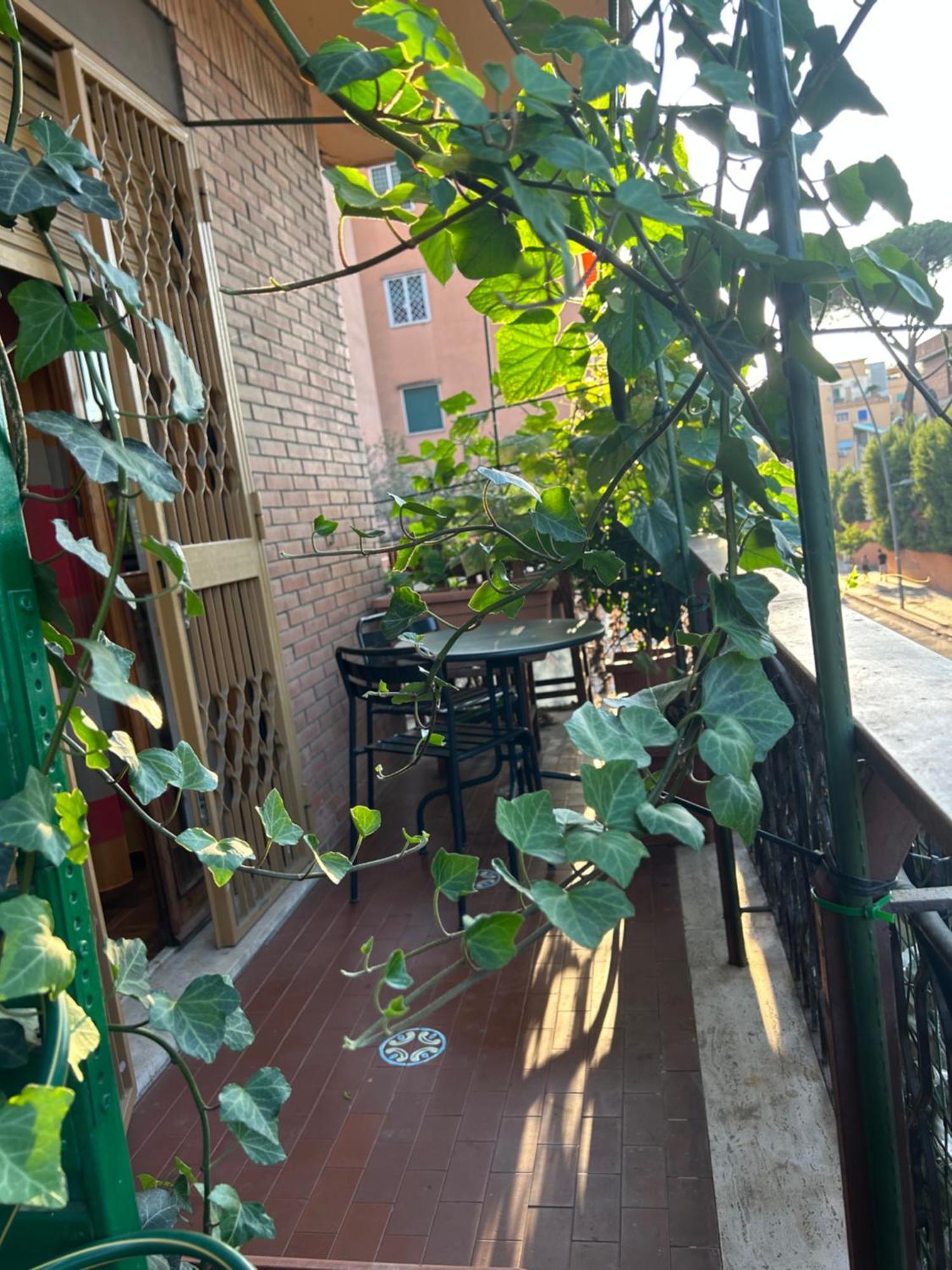 Bed and Breakfast La Fontana Di Carlotta Roma Exterior foto