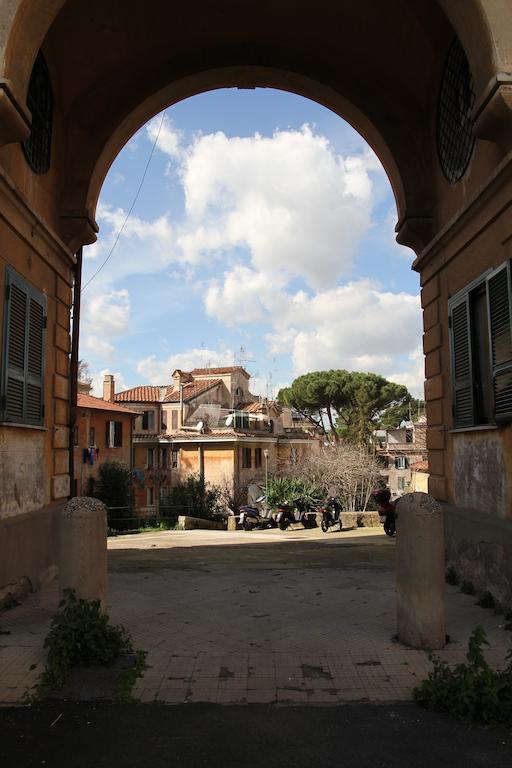 Bed and Breakfast La Fontana Di Carlotta Roma Exterior foto