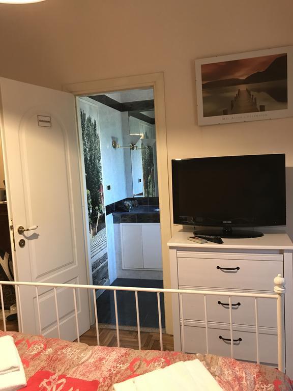 Bed and Breakfast La Fontana Di Carlotta Roma Exterior foto