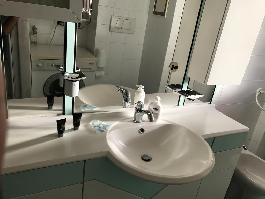 Bed and Breakfast La Fontana Di Carlotta Roma Exterior foto