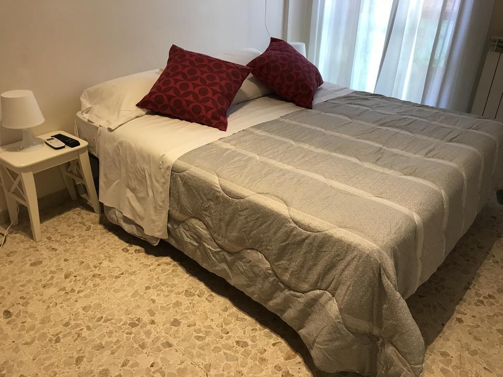 Bed and Breakfast La Fontana Di Carlotta Roma Exterior foto